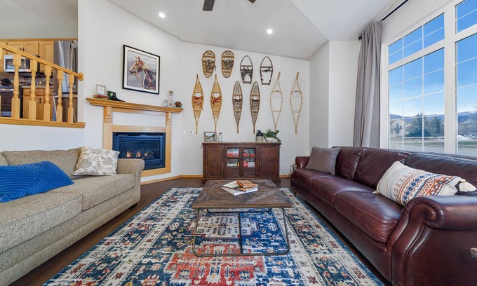 Red Lodge House | Updated Family Friendly Townhome w/Hot-Tub
