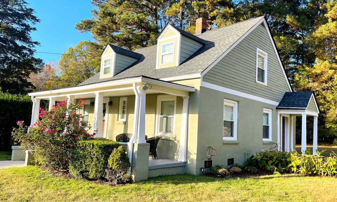 Wake Forest House | Updated Historic Home 2Mins from downtown Wake Forest