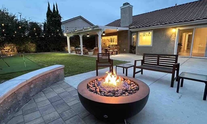 Mount Wilson House | Updated home by Universal Studio