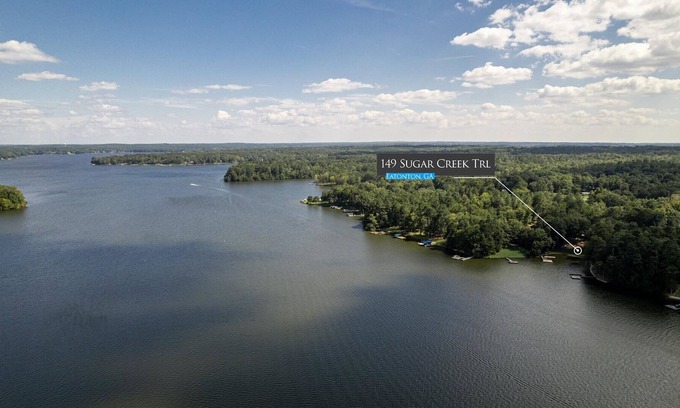Lake Oconee House | Updated home on Lake Oconee