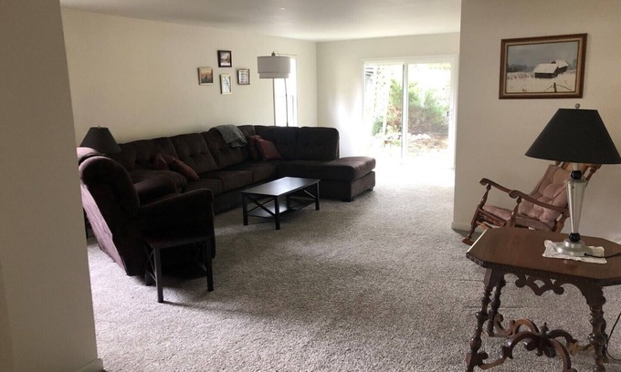 Roscommon House | Updated home