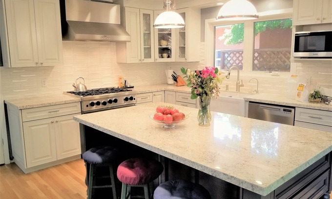 St. Helena House | Updated Home With Hot Tub In The Heart Of St. HelenanPermit #PL 24-013.