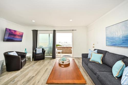 Balboa Peninsula House | Updated Home with Patio on the Boardwalk near 15th St