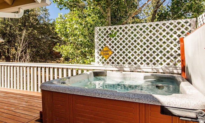 Upper Moonridge House | Updated home with spa, pool and ping-pong tables, king suite, bunk room + more!