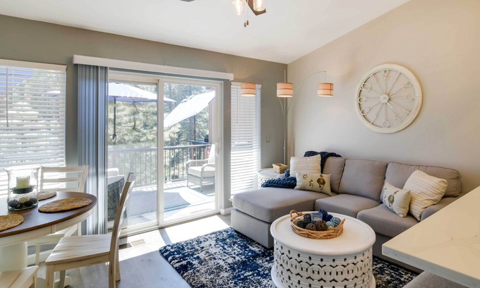 Peninsula Village House | Updated Lake Almanor Retreat w/Patio & Grill!