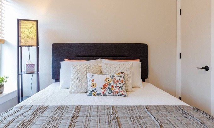 Great Falls Apartment | Updated One Bedroom Apartment