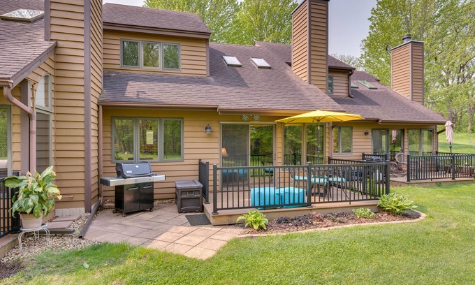 The Galena Territory House | Updated Retreat w/Golf Course & Wildlife Views!