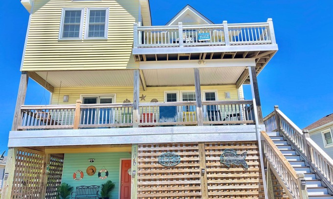 Colington House | Updated & roomy 4BR coastal home. Sleeps 10. 6 beds. Great area. 3 nite minimum!