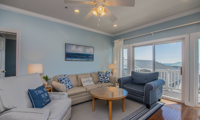 Edisto Island Condo | Updated Second Floor Condo w/Free Pool Access; Direct Beach Access; Cable TV/WiFi Access