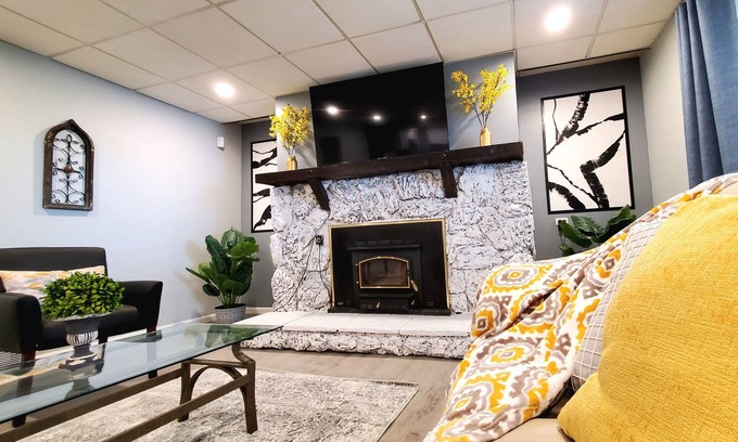 Northfield House | Updated, Spacious, Fully Fenced Yard