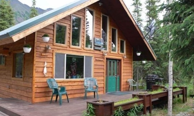 Cooper Landing House | Upper Kenai Lakeside Chalet in Cooper Landing Alaska