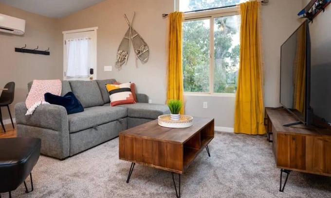 Woodland Estates Apartment | Upper Mountain Haus Studio Close to Slopes Mtns