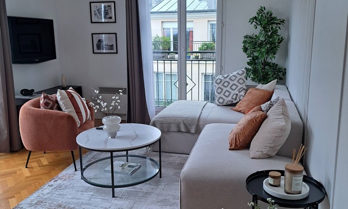 Puteaux Apartment | Upscale apartment, 2Ch, 1WC and a large terrace 5min from la défense