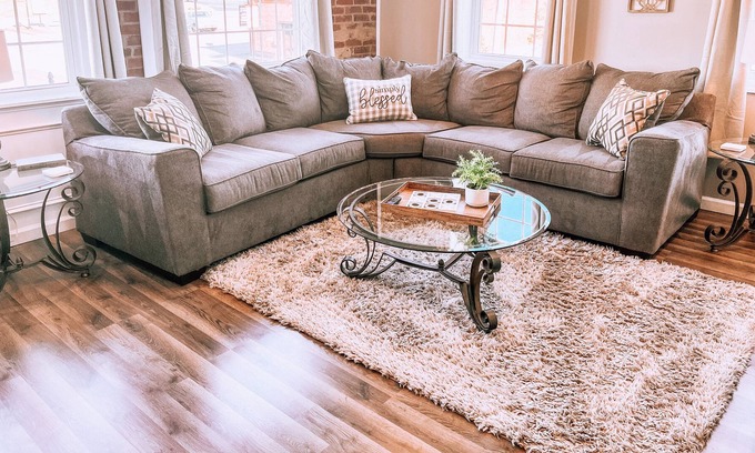 Beaver Dam Apartment | Upscale Apartment overlooking downtown - walking distance of the Amphitheater.