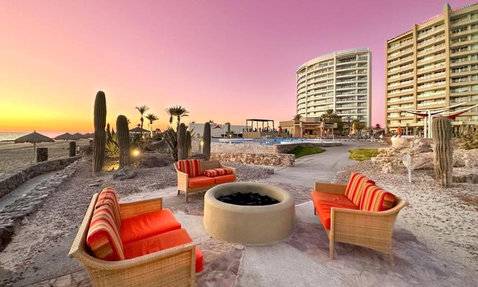 Puerto Penasco House | Upscale Beachfront Condo with Tub and Private Beach