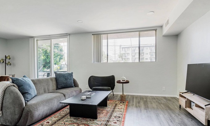 Beverly Grove Apartment | Upscale Beverly Hills 2BR w/Balcony & W/D, nr Dining