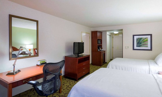 Silver Lane House | Upscale Comfort Near Connecticut Convention Center: Free WiFi, Parking | 2 Units