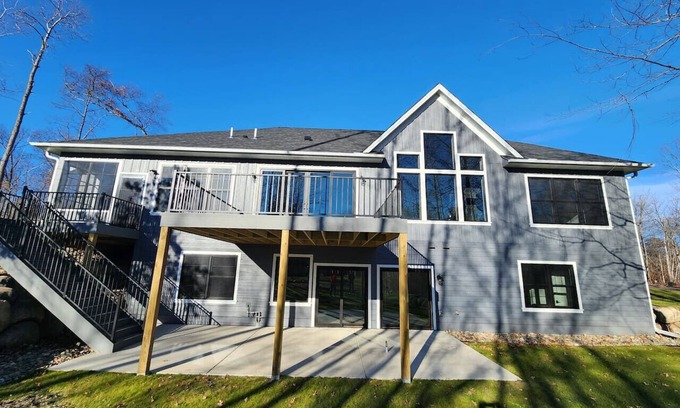 Nisswa House | Upscale home on North Pines!