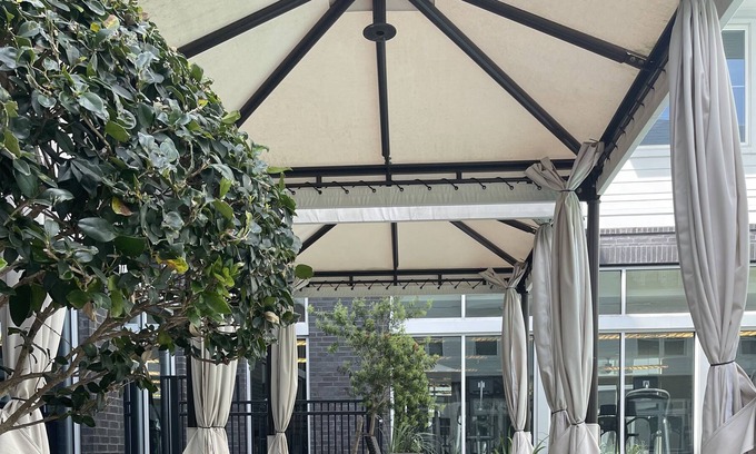 Westchase Apartment | Upscale Living with a City Sky View