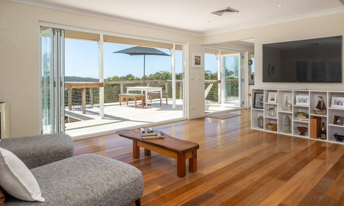 Tuross Head House | Upstairs Only @ Between Two Lakes