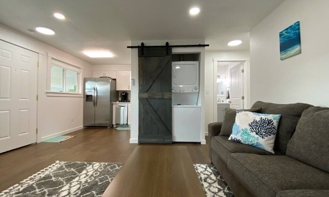 Spokane Valley Apartment | π π Upstairs Valley Beach Escape Apartment πΉ π¦ π4