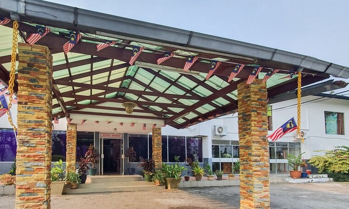 Pangkor Island Hotel | Uptown Beach Resort