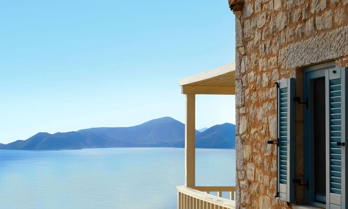 Evgiros Villa | Urania, private villa Iris, private pool, endless sea views, near famous beaches