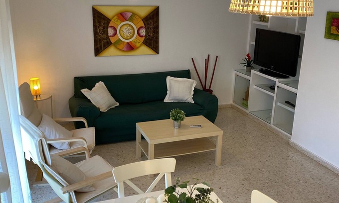 Puerto Real Apartment | Urb Marina de la Bahía. 10 minutes from the best beaches in Cadiz. 5 seats.