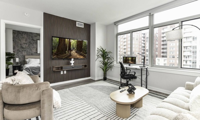 Crystal City Apartment | Urban 2BR Oasis with Scenic Rooftop & Gym