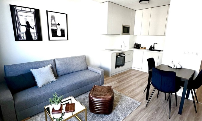 Ruzinov Apartment | Urban apartment near Bratislava Airport, 15 min from the city center