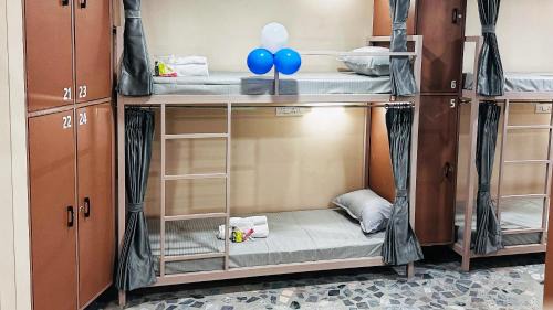 Rajkot Hotel | Urban Bunk Beds