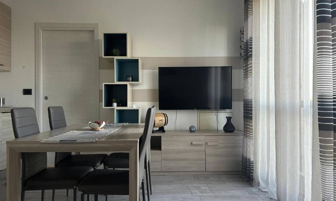 Villanova d'Asti Apartment | Urban Chic House