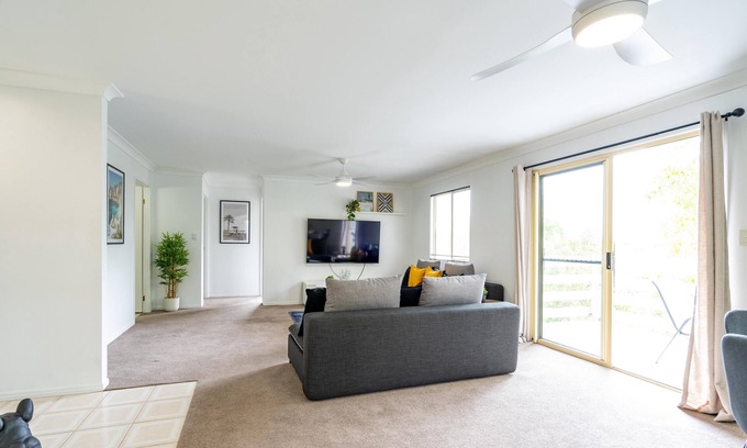 Parkwood House | Urban Cottage Retreat - Q Stay
