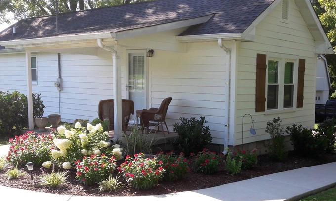 Madison House | Urban farm on 10 acres 15 minutes to downtown Nashville