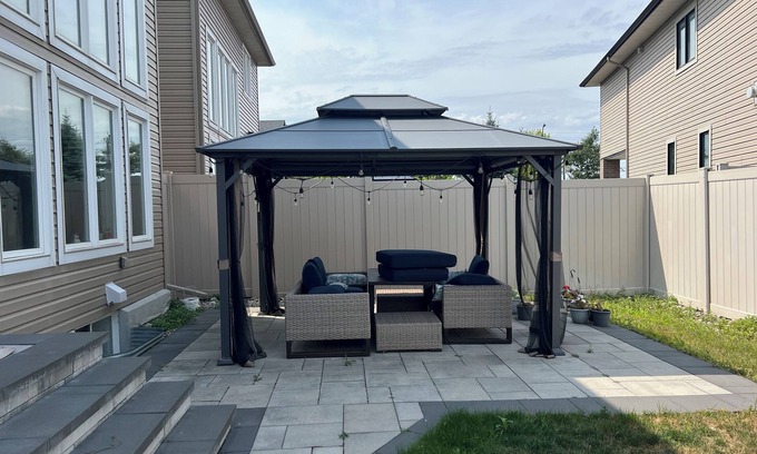 Ottawa Division House | Urban Haven – Private Cozy Ottawa Suite