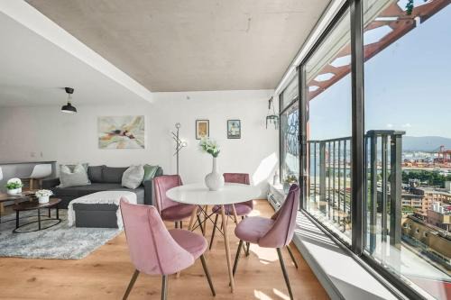 Gastown House | Urban Haven Serenity Retreat in Vibrant Gastown