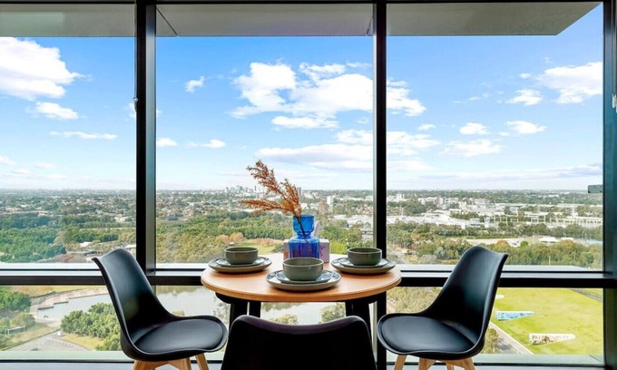 Sydney Olympic Park Apartment | Urban Lifestyle Retreat in Sydney Olympic Park