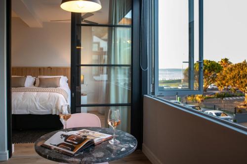 Three Anchor Bay Apartment | Urban Luxury Apartment in Sea Point