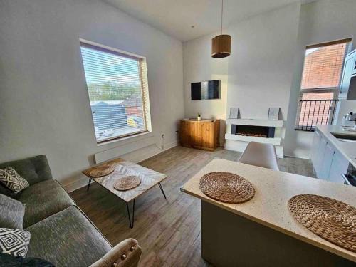 Failsworth Apartment | Urban Oasis 2 bed apartment