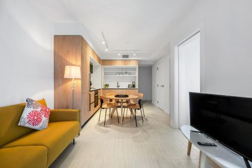 Renfrew-Collingwood Apartment | Urban Oasis near Joyce Station: 1BR Condo