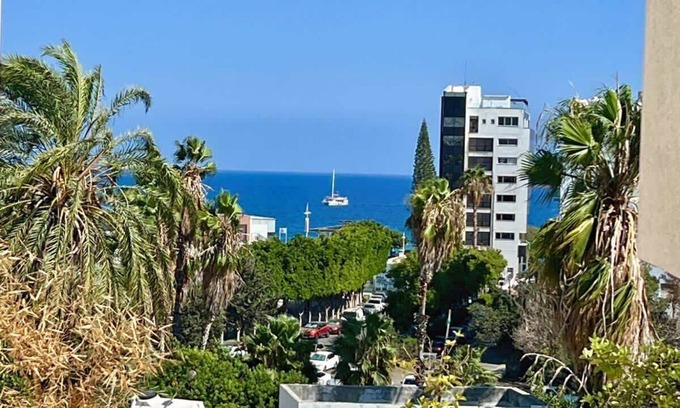 Historical Center Apartment | Urban Oasis Retreat S
