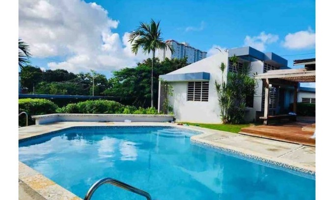 Sabana Llana Sur House | Urban Paradise