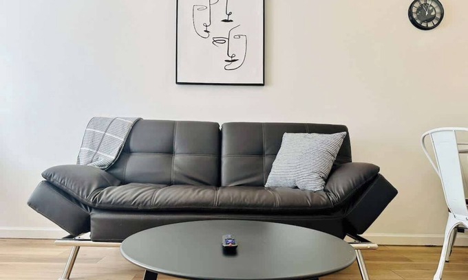 Reno House | Urban Reatreat/Sleeps 7/D9