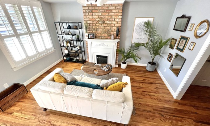 Church Hill House | Urban tropical getaway in North Church Hill