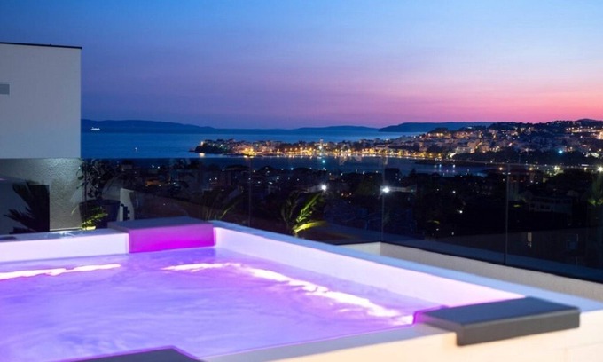 Strozanac Villa | Urban Villa with pool and hot tub, close to beaches and city of Split