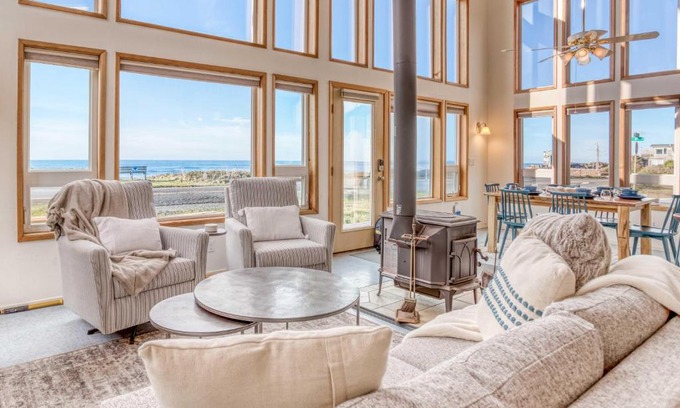 Yachats House | Urbanski House