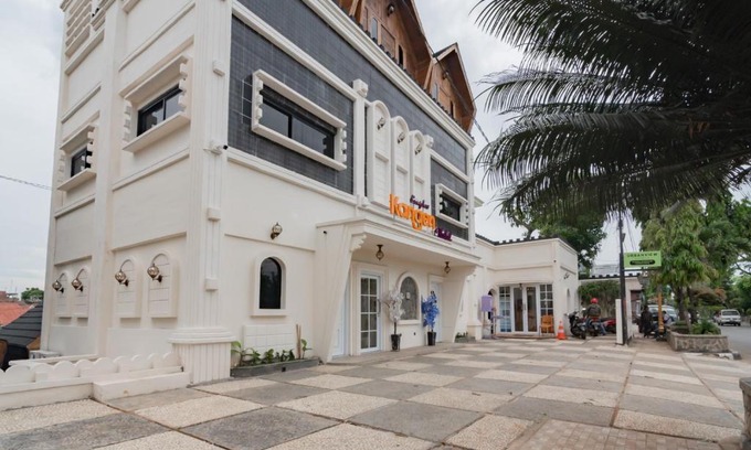 Purwakarta Hotel | Urbanview Hotel Kangen Bungalow Purwakarta by RedDoorz