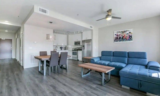 Central Business District Hotel | Hotel ∙ Stunning Condo in the Heart of Downtown New Orleans