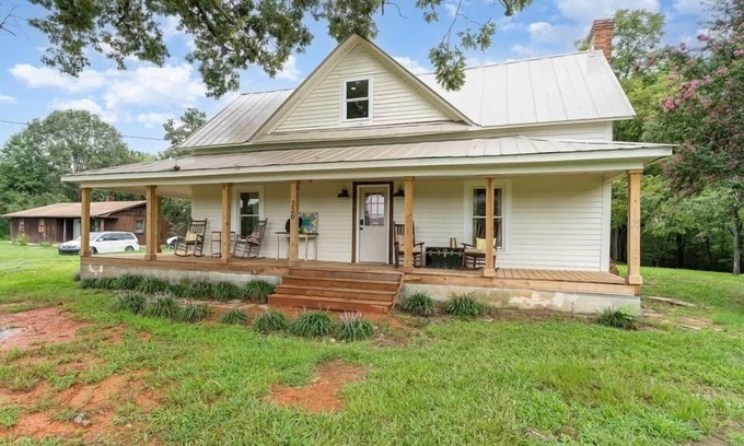 Troy Cabin | Uwharrie Cabin Low Water