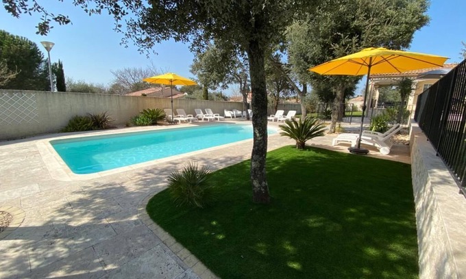 Saint-Siffret Villa | UZES, 4-person annex with secure swimming pool
